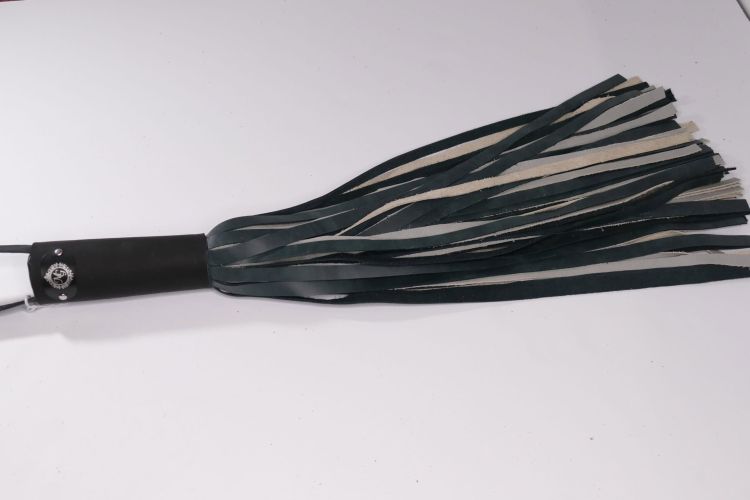 Mistress Glow’s Pro Series Flogger