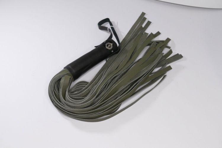 Mistress Glow’s Pro Series Flogger