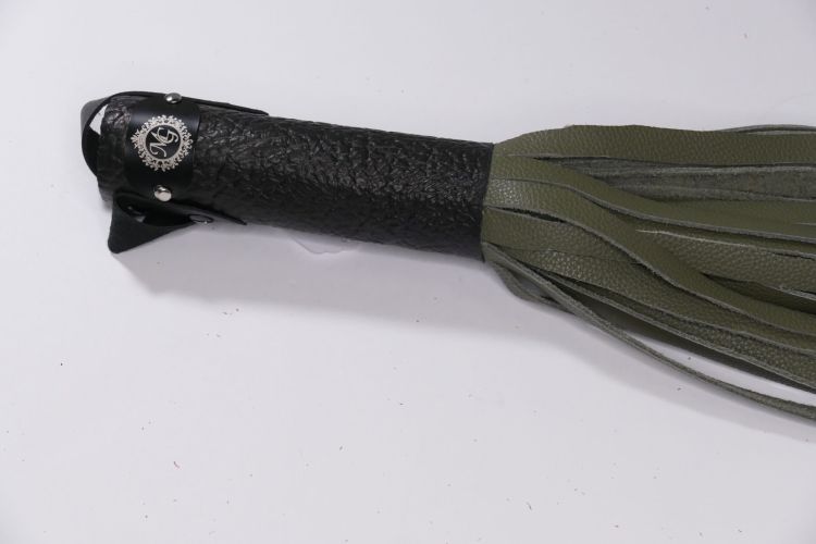 Mistress Glow’s Pro Series Flogger