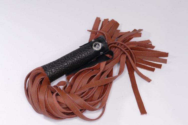 Mistress Glow’s Pro Series Flogger